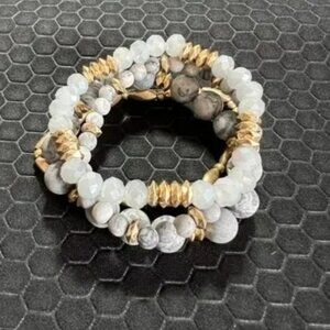 Beaded Bracelet Glass with Grey, White, and Gold Beads
